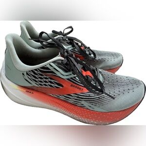 Brooks Women’s Running Shoes Hyperion Max Sneakers